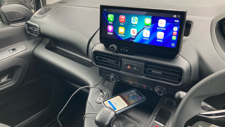 Peugeot Partner Standard Diesel 1.5 BlueHDi 100 Asphalt Van